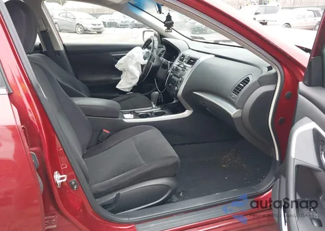 2013 Nissan Altima 2.5 S из США, поврежденный, VIN 1N4AL3AP2DC208514